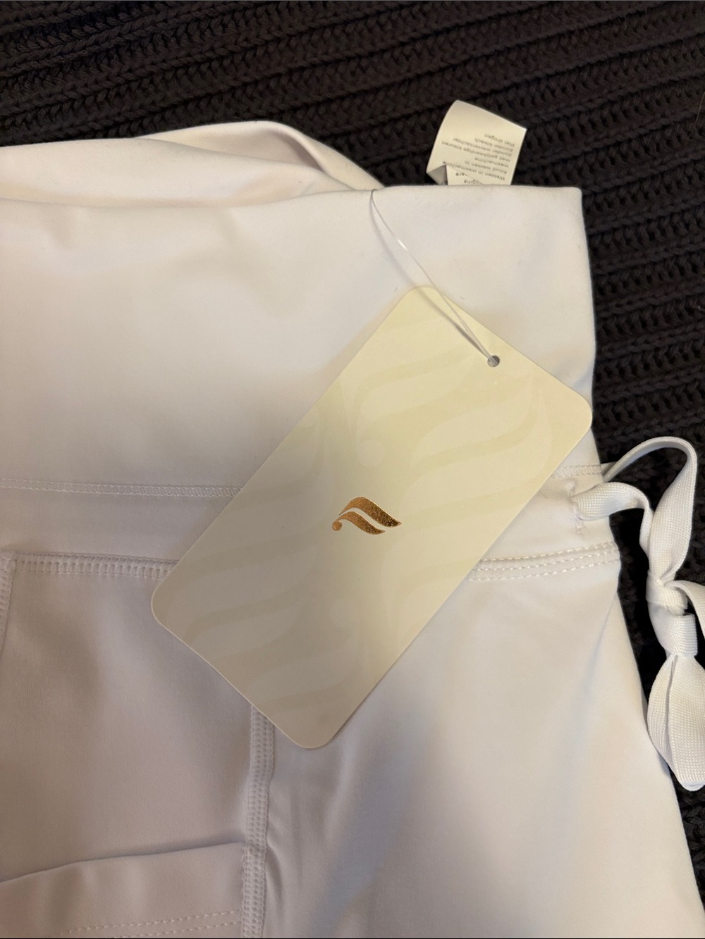 Fabletics White High-Waist Leggings/jogger with waistband Tie - Picture 2 of 9